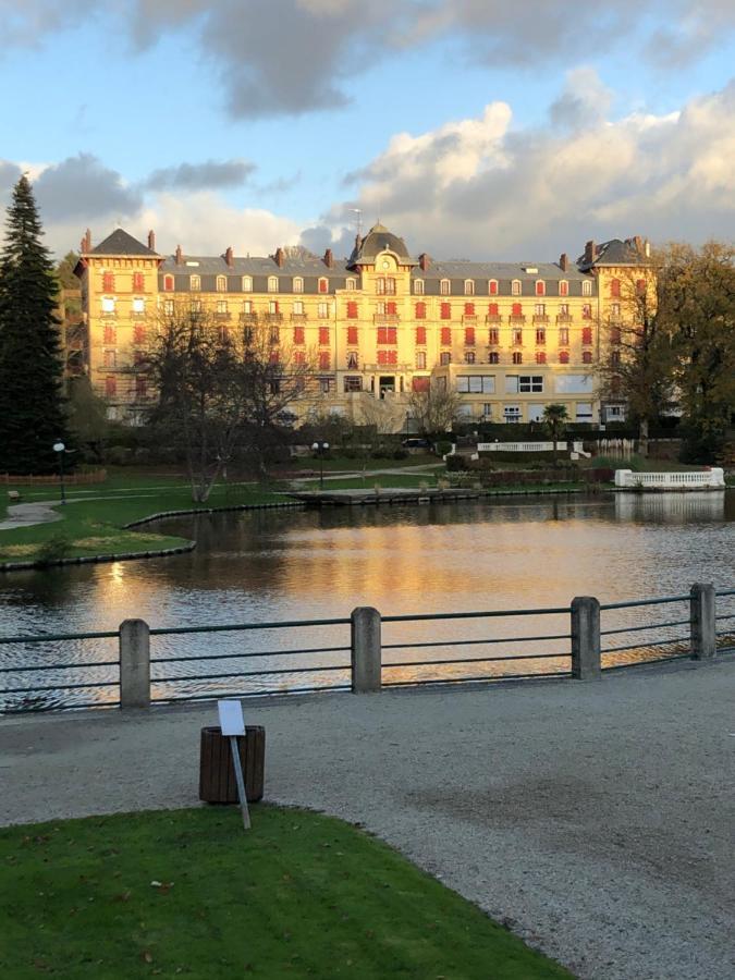 לינה וארוחת בוקר Bagnoles de l'Orne Normandie Manoir De La Prise Tarot מראה חיצוני תמונה